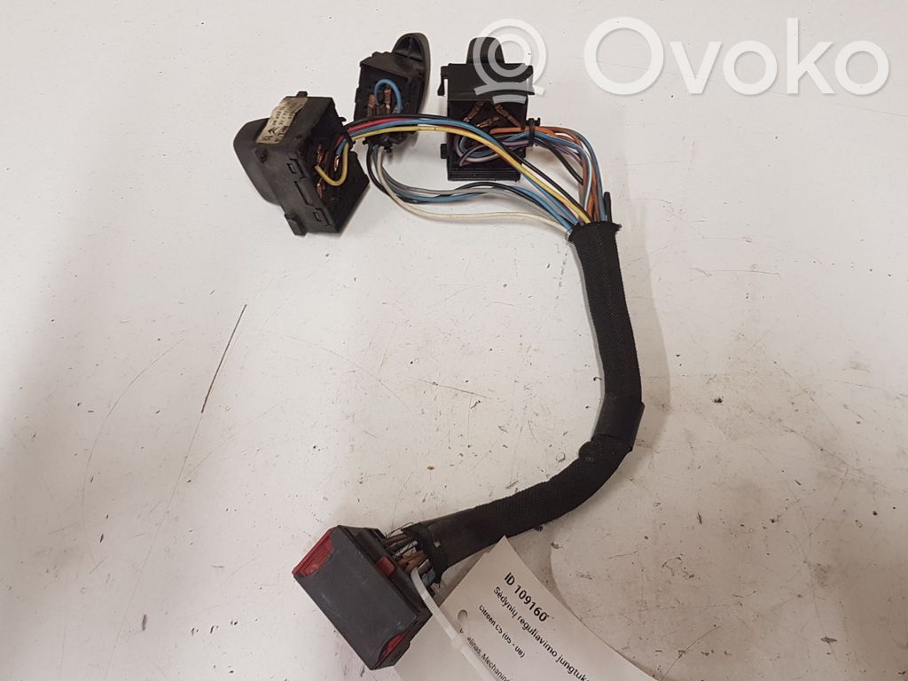 Citroen C5 Seat control switch 