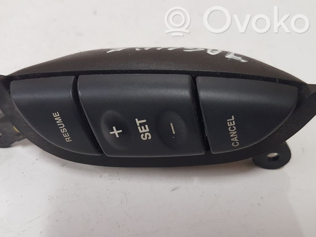 Jaguar S-Type Steering wheel buttons/switches 