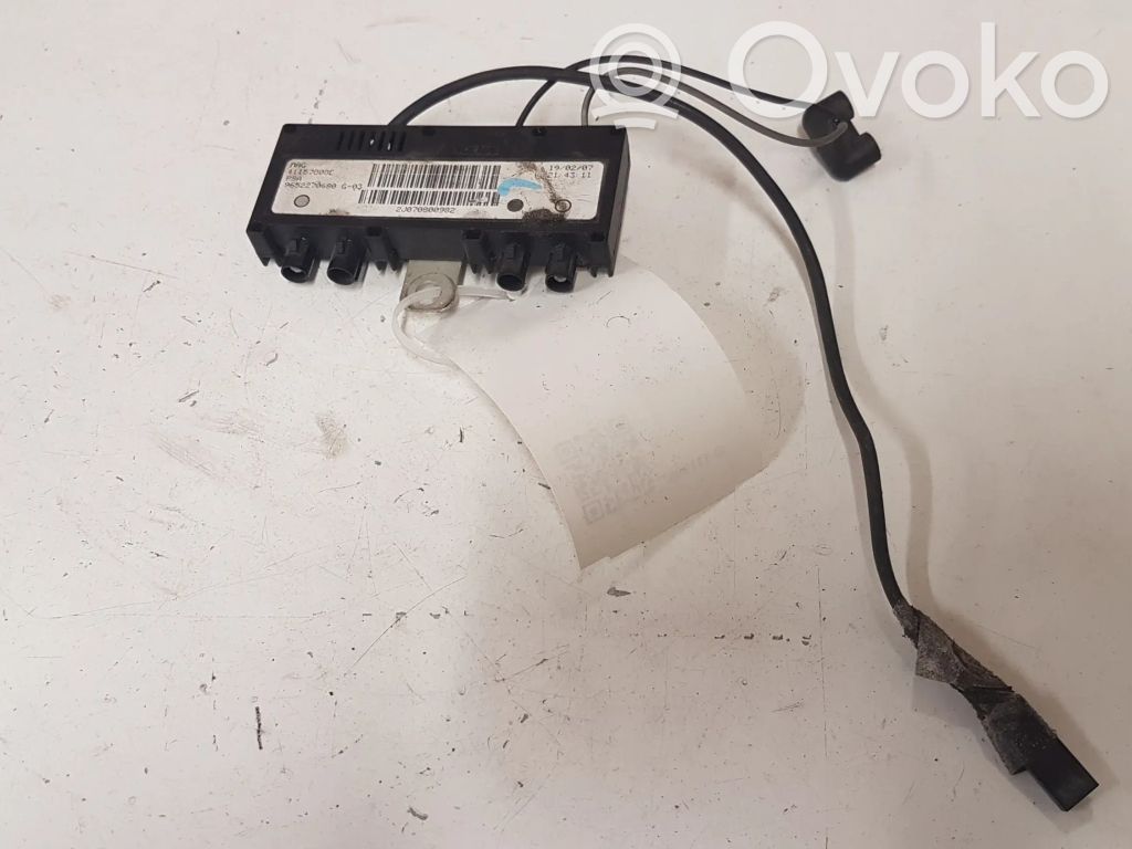 Citroen C6 Antenos stiprintuvas 