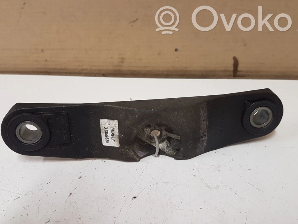 Volvo V40 Engine mounting bracket 