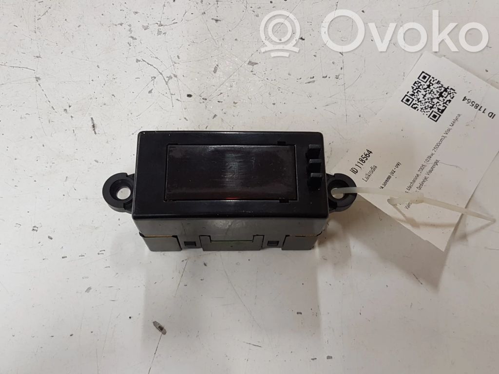 Clock   945003EI60