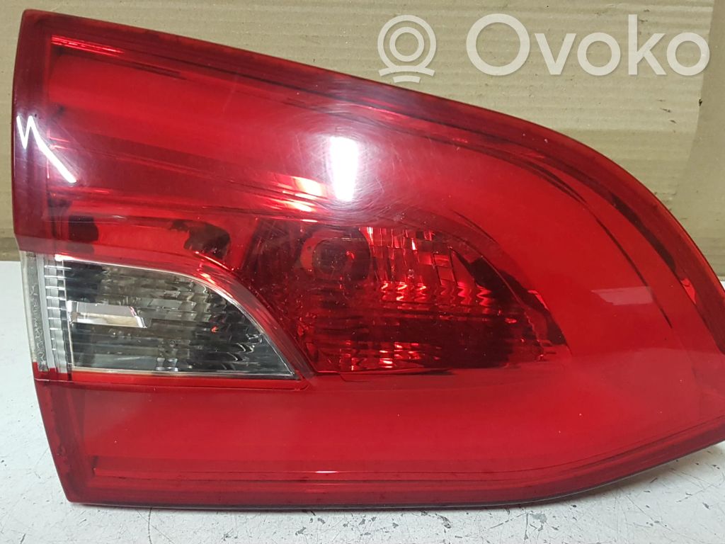 Peugeot 308 Lampă spate în capacul portbagajului