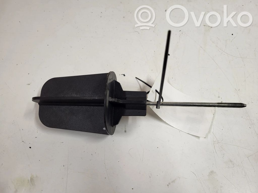 Ford Mondeo MK IV Tornillo de la rueda de repuesto 