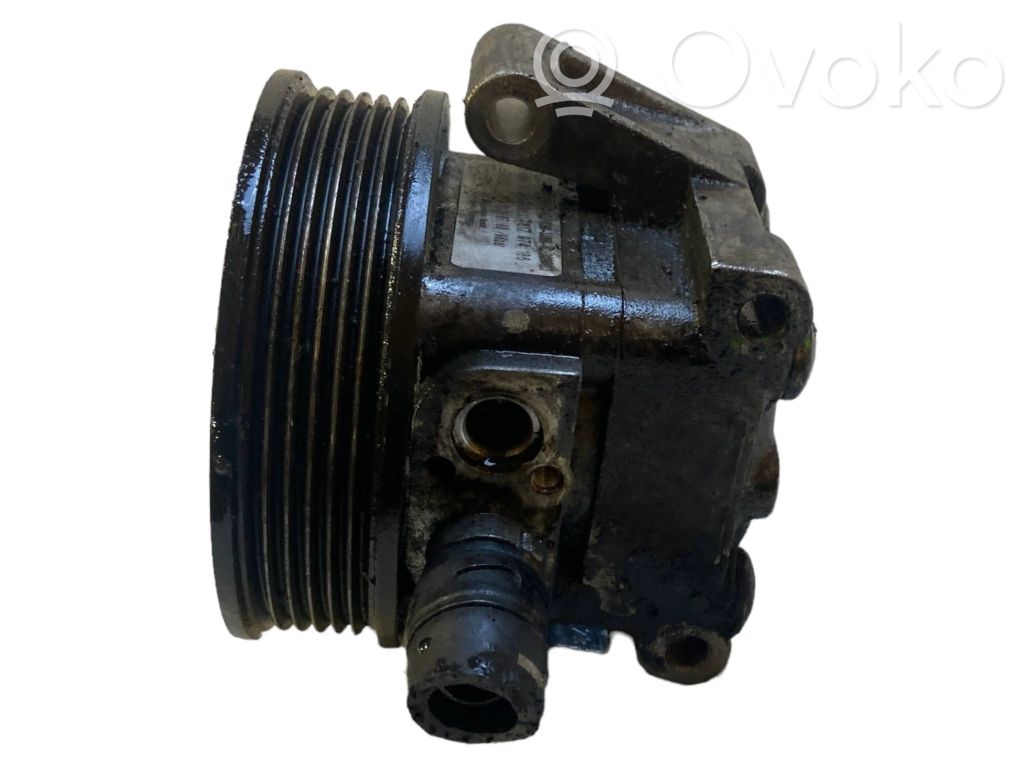 Volvo V50 Ohjaustehostimen pumppu 
