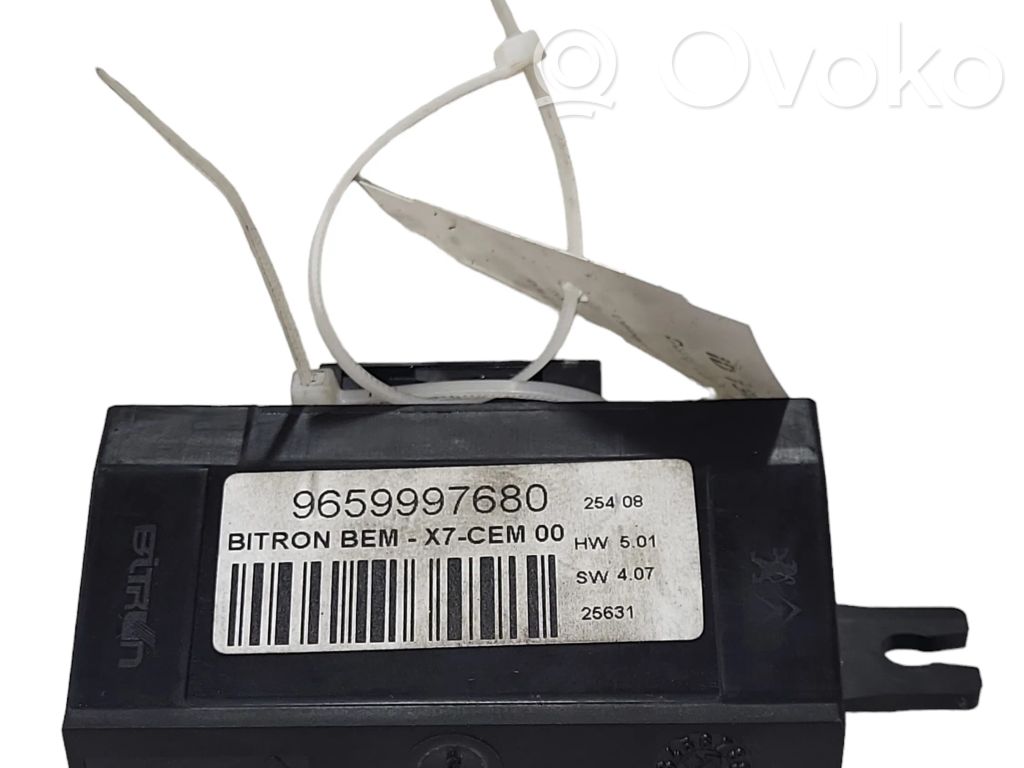 Unidad de control/módulo de la puerta   9659997680