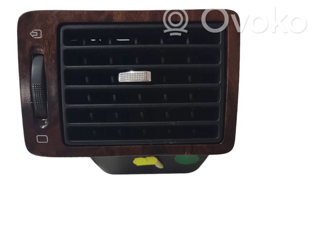 Peugeot 307 Grille d'aération centrale