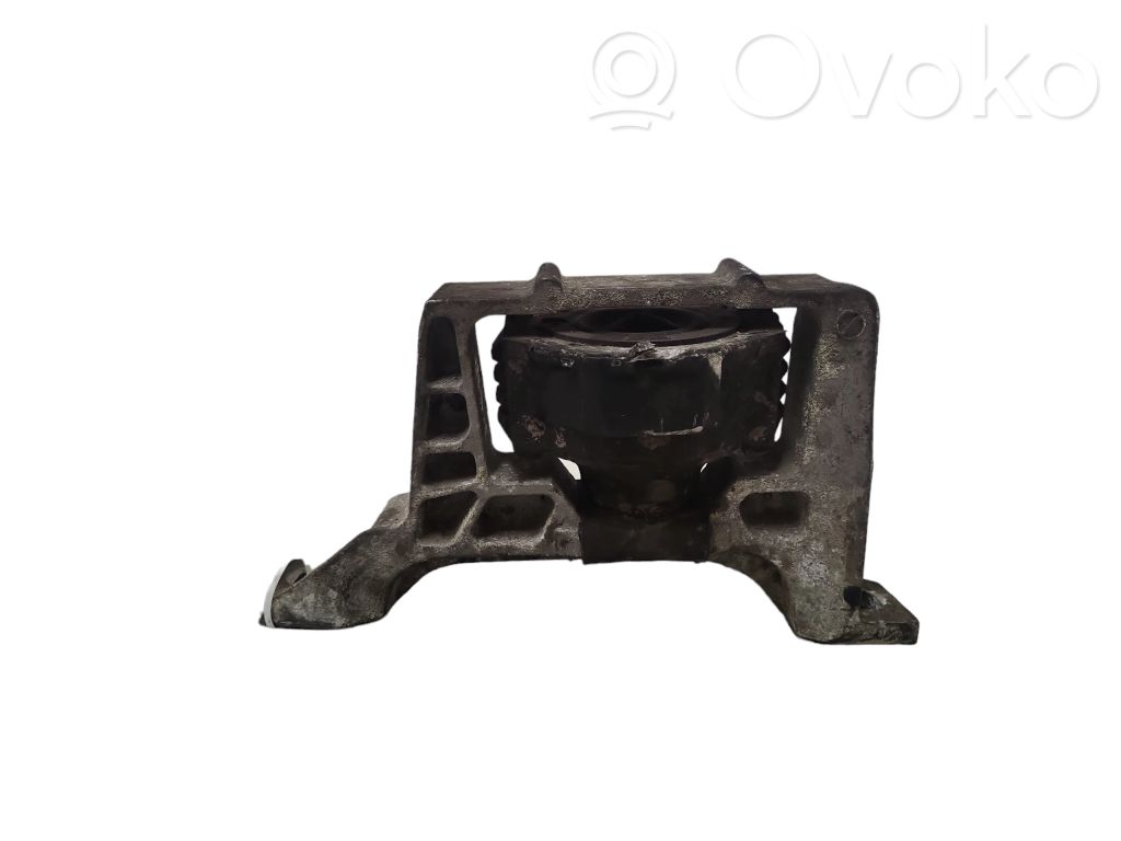 Engine mount bracket