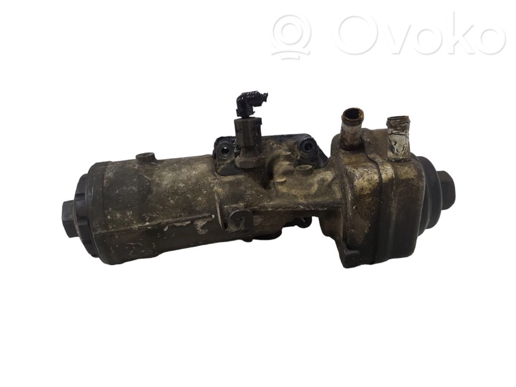 Volkswagen PASSAT B6 Supporto di montaggio del filtro dell’olio