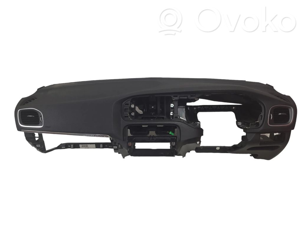 Volvo V40 Cross country Panelė 