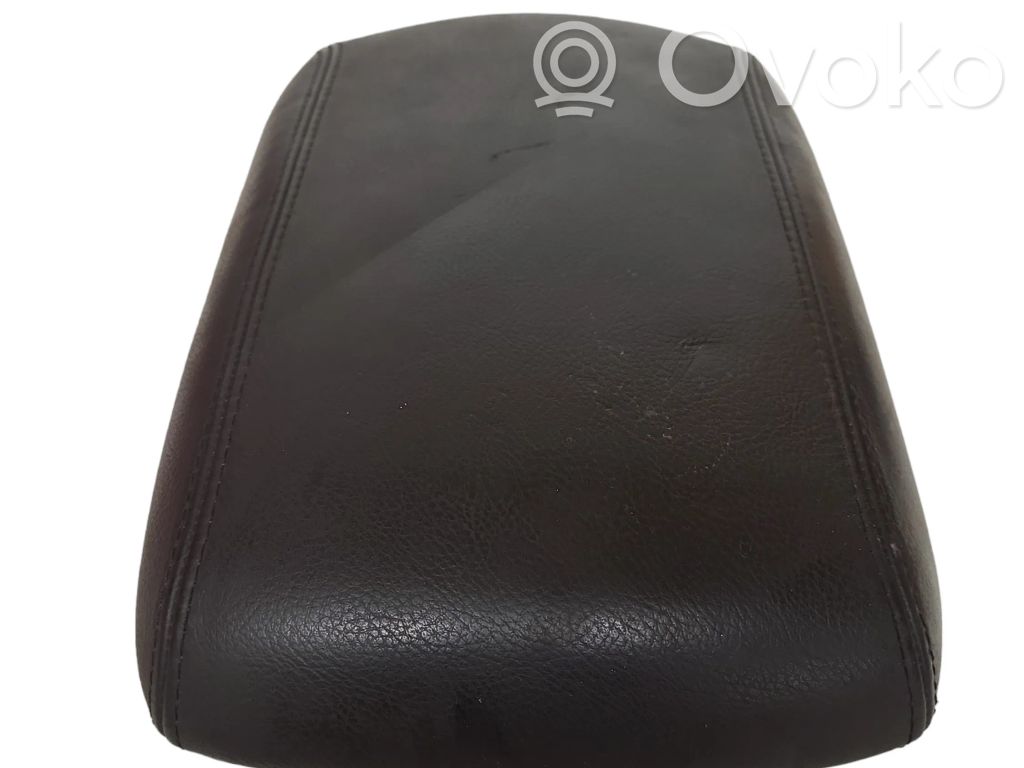 Citroen C6 Armrest 