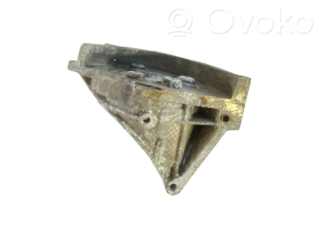 Peugeot 307 Łapa / Mocowanie silnika 