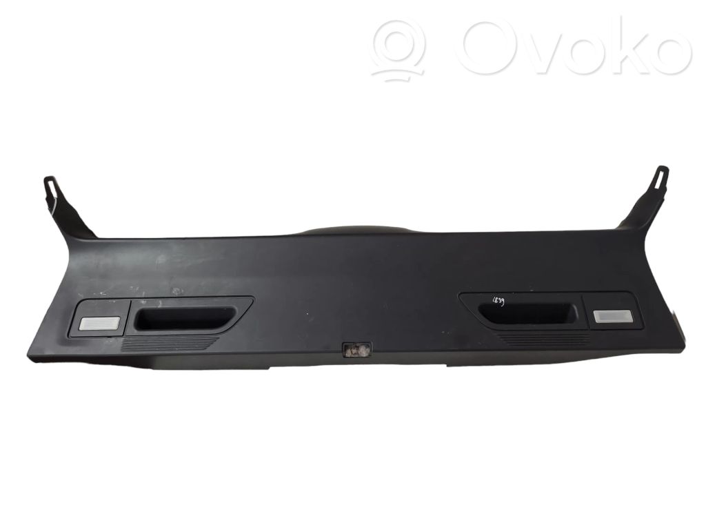 BMW X5 E70 Tailgate trim 