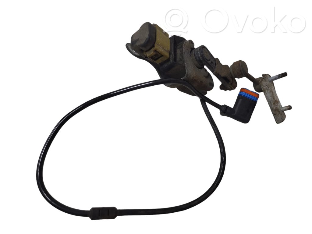 Mercedes-Benz E W212 Sensore di livello faro/fanale