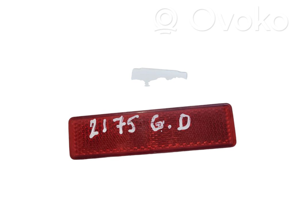 Opel Vivaro Riflettore fanale posteriore