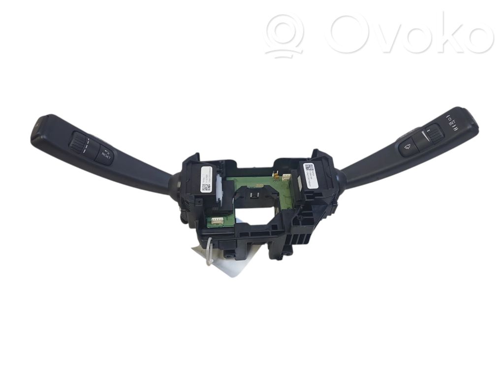 Volvo V40 Leva/interruttore dell’indicatore di direzione e tergicristallo