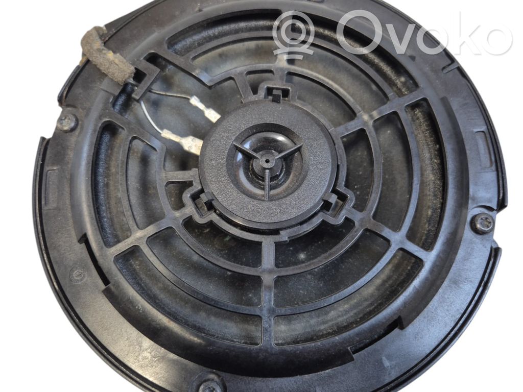 Volkswagen Golf V Altavoz de la puerta trasera 
