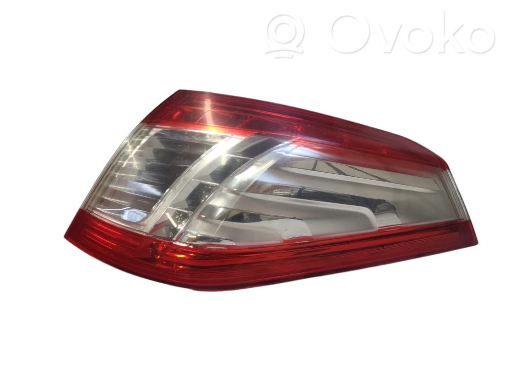 Peugeot 508 Luci posteriori 
