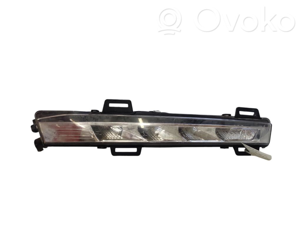 LED-Tagfahrscheinwerfer   12A101B