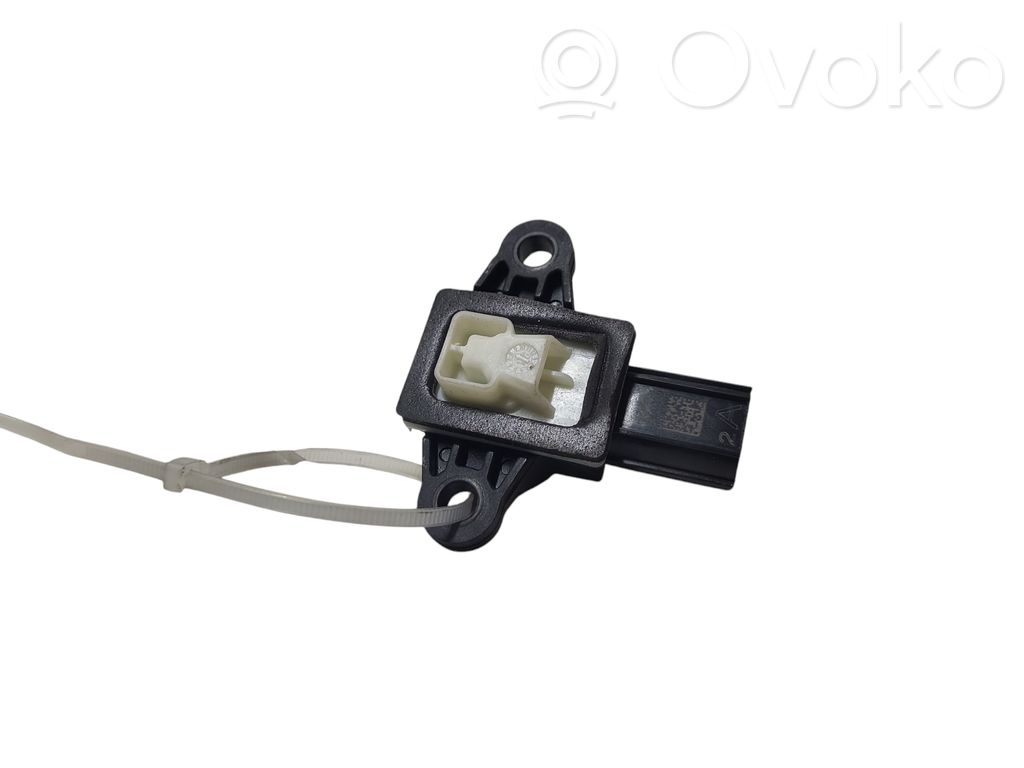 Sensor impacto/accidente para activar Airbag   31360986