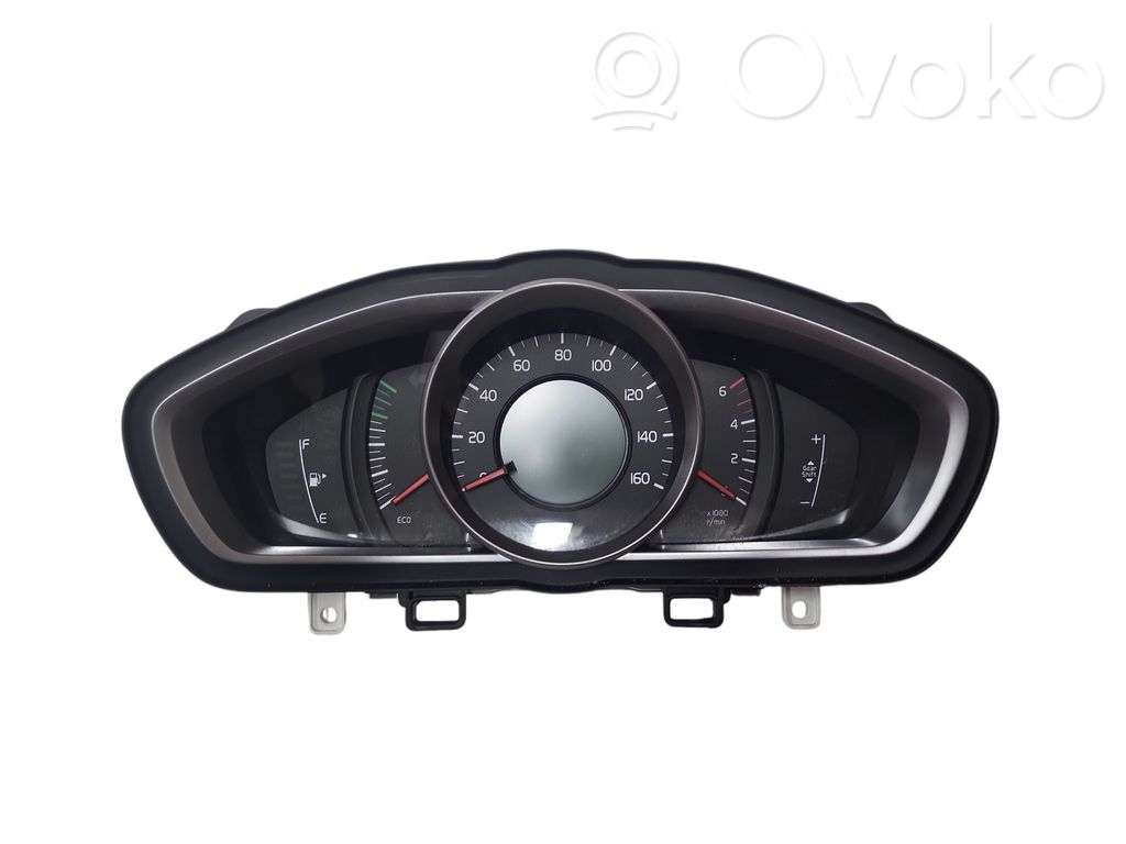 Volvo V40 Spidometrs (instrumentu panelī) 