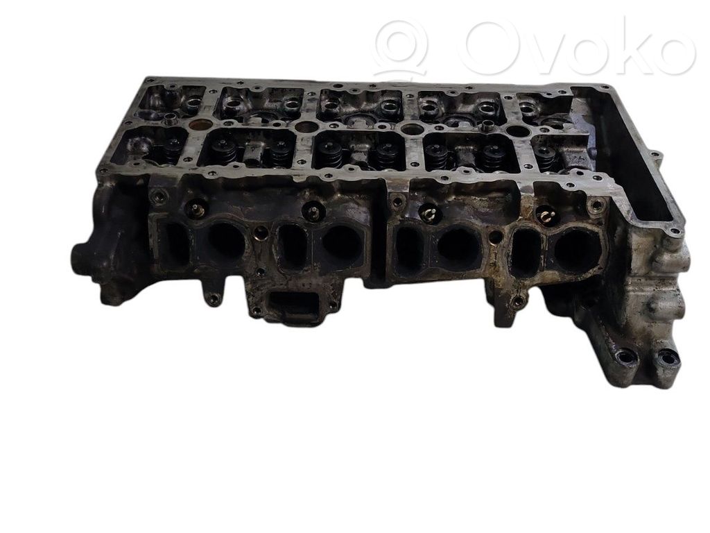 BMW 3 E90 E91 Engine head 