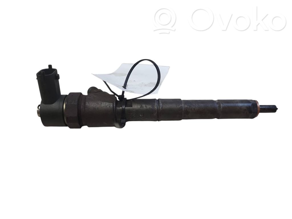 Injector combustibil   0445110327