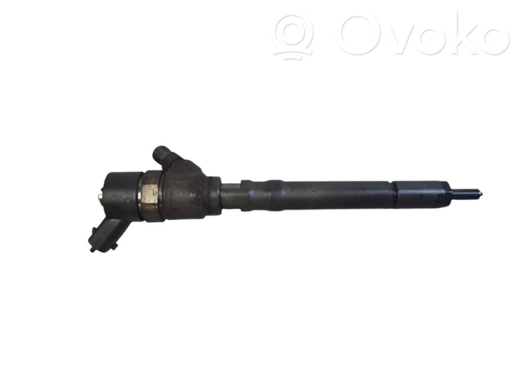 Injector combustibil   0445110064