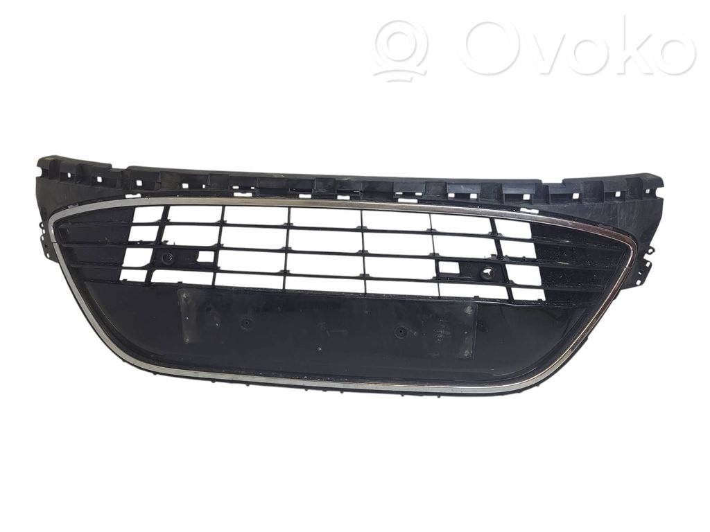 Front bumper lower grill   AM2117B968B