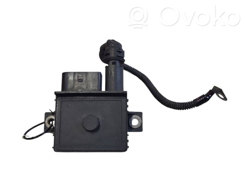 BMW 1 E81 E87 Glow plug pre-heat relay 