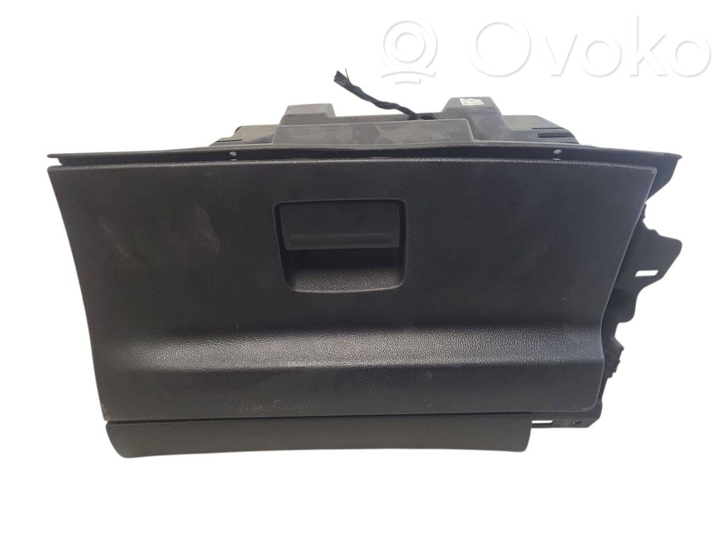 Guantera   9M21U06010BAW