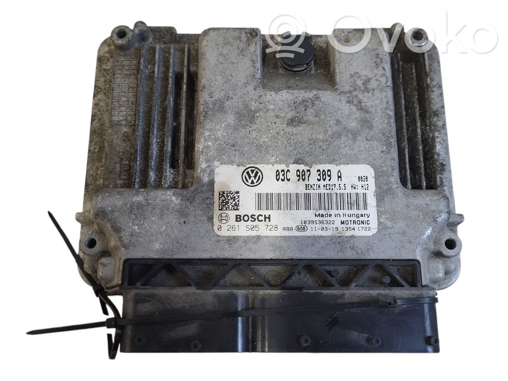 Volkswagen Golf VI Engine control unit/module 