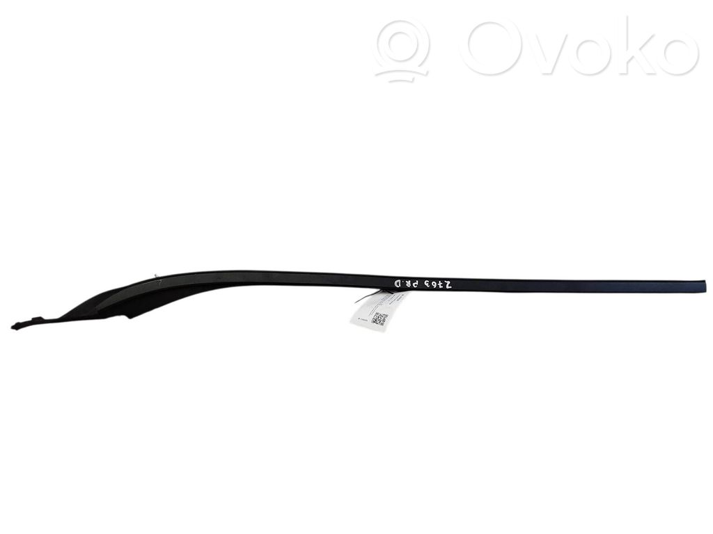 Windshield trim   31335865,30753989