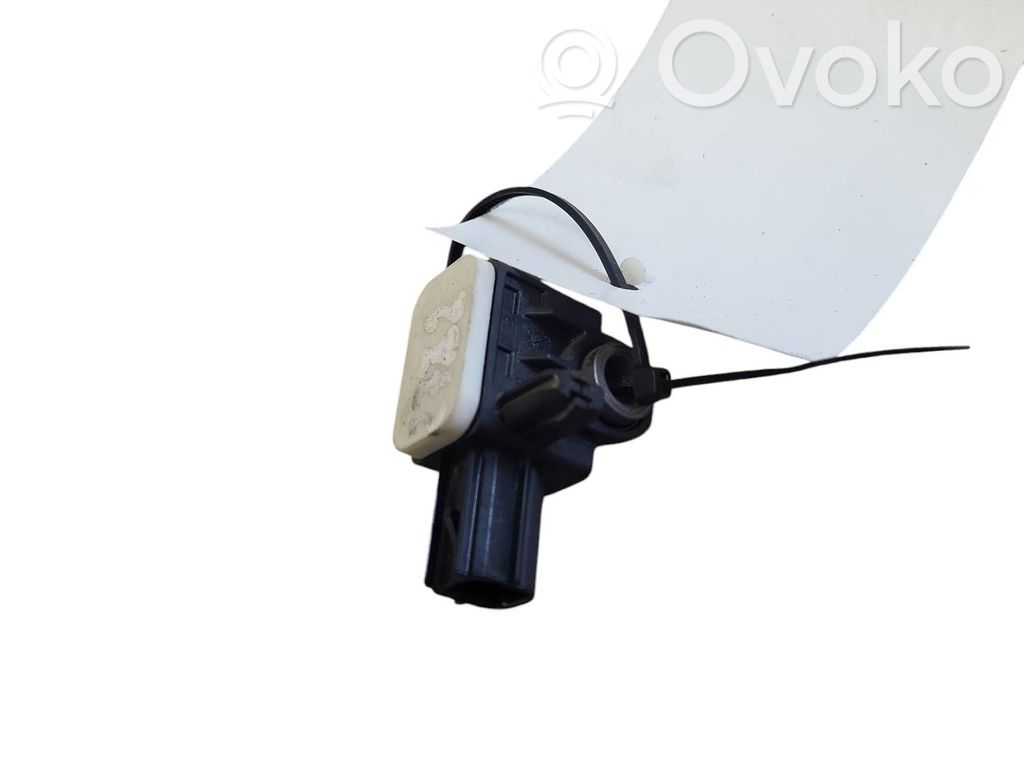 Airbagsensor Crashsensor Drucksensor   8M5T14B342AC,C83HA