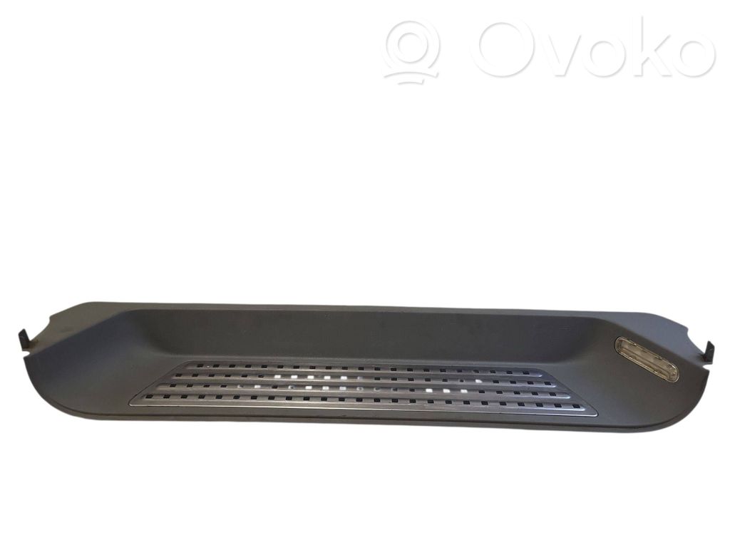 Volkswagen Multivan T5 Moldura protectora del borde trasero 
