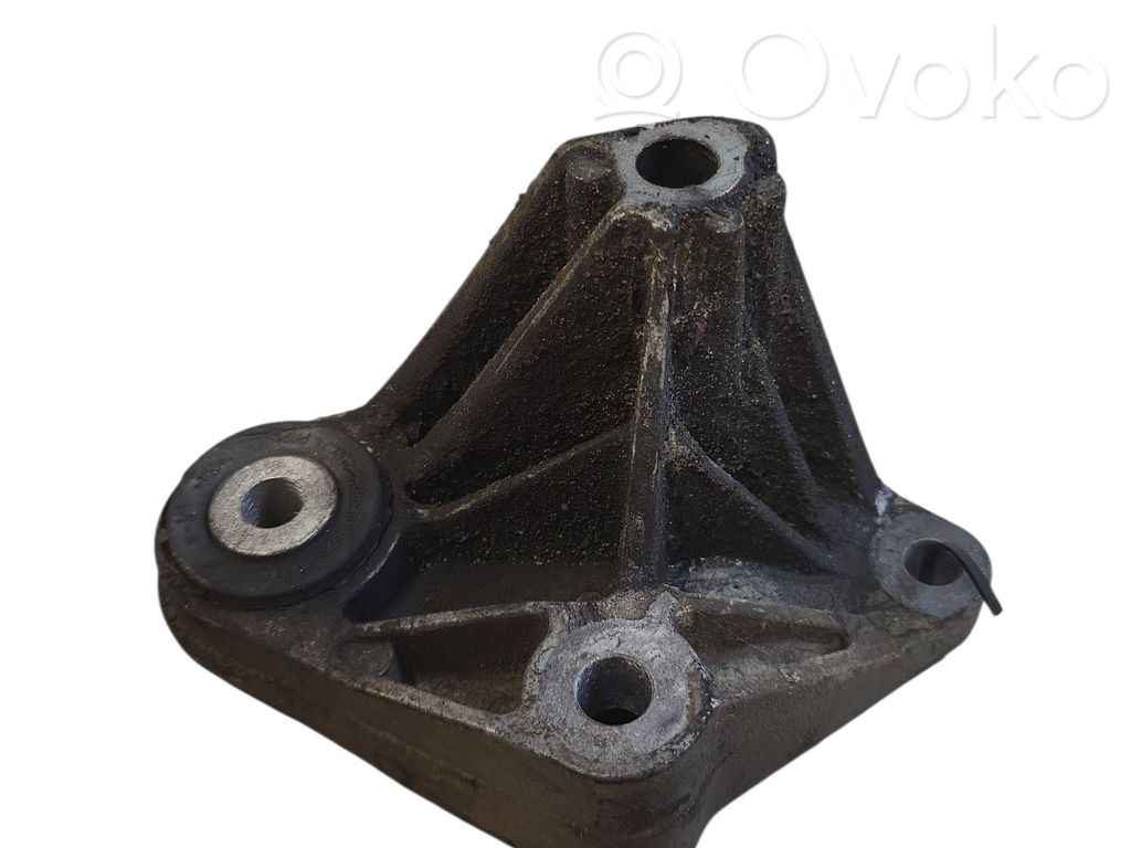 Ford C-MAX II Gearbox mounting bracket 