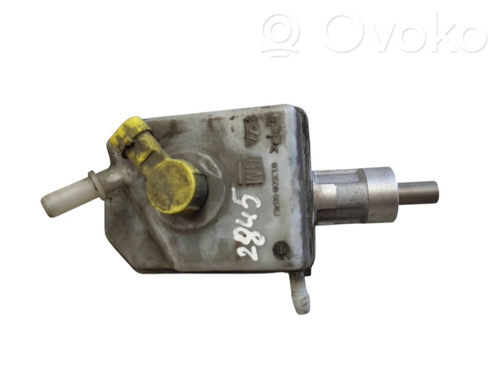 Opel Zafira C Główny cylinder hamulca 