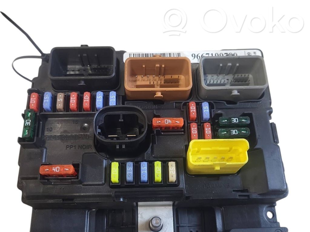 Módulo de fusible   9667199780,9636079380