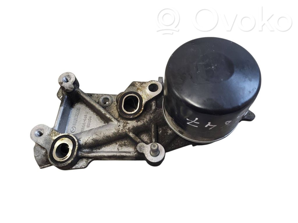 Mazda 6 Oil filter mounting bracket 