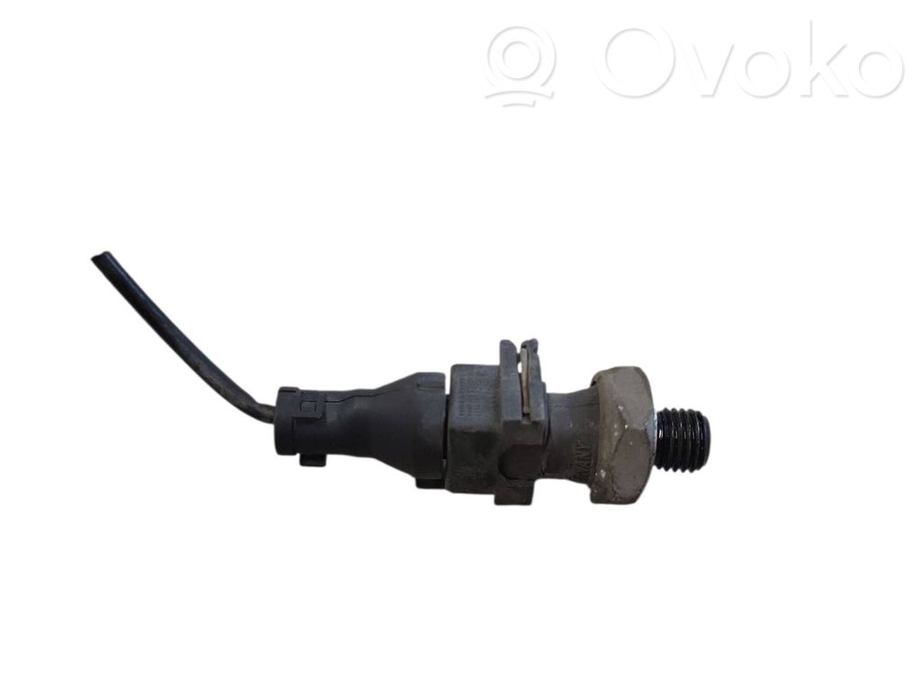 BMW 3 F30 F35 F31 Oil pressure sensor 