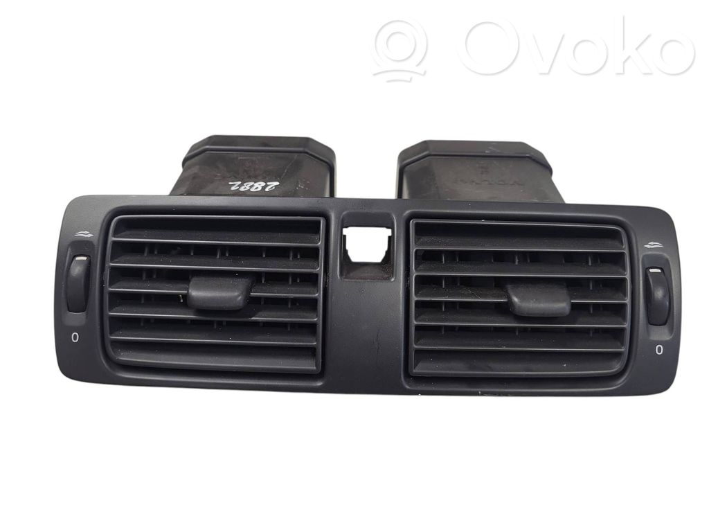 Rejilla de ventilación central del panel   30722777