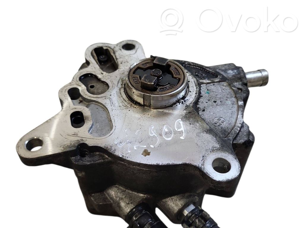 Audi A4 S4 B7 8E 8H Pompa a vuoto