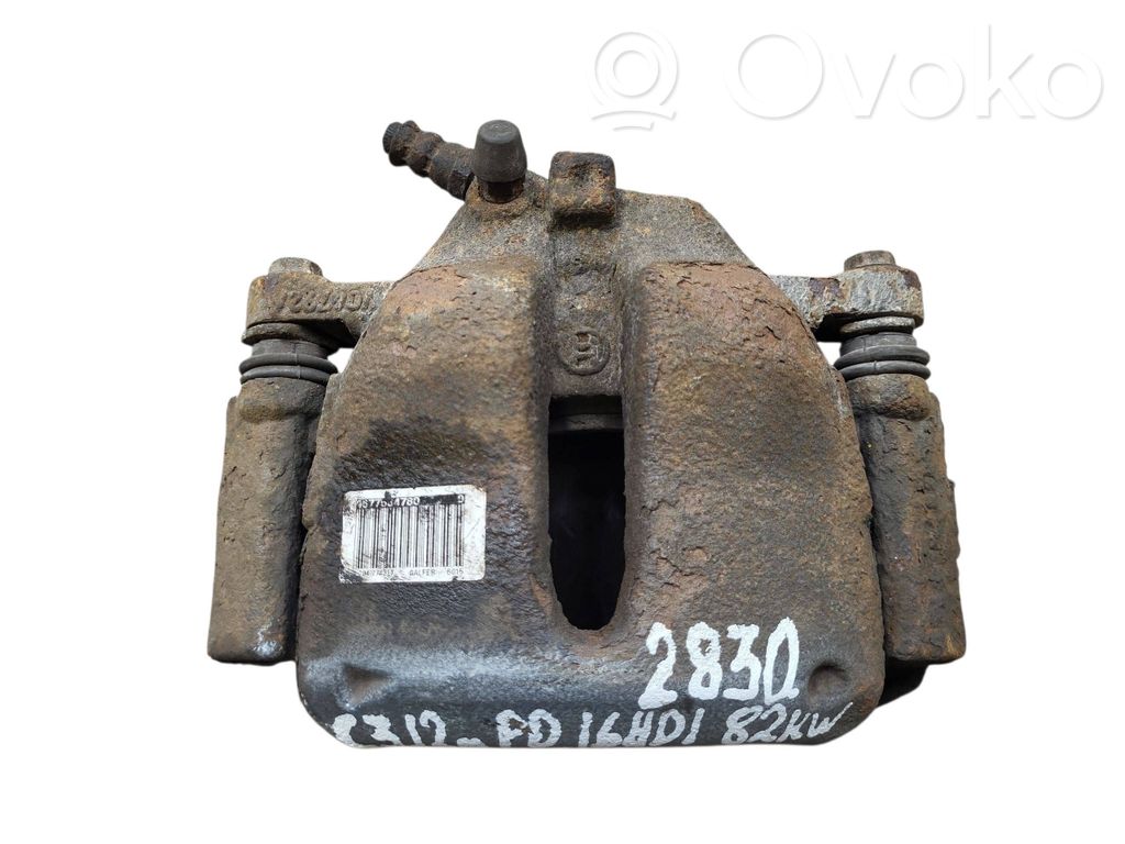 Caliper de freno delantero