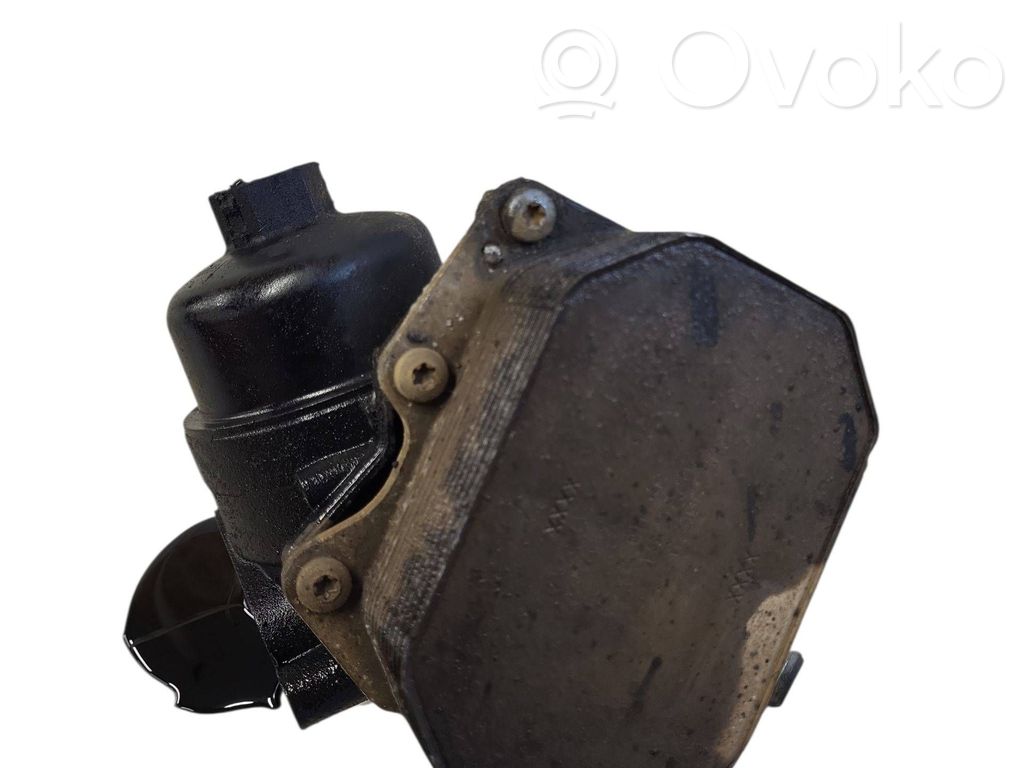 Oil filter mounting bracket   6790875821