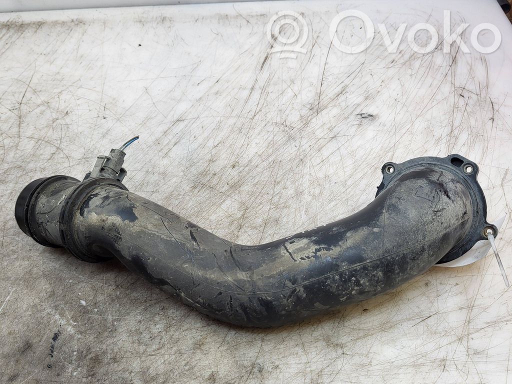 Mercedes-Benz Vito Viano W639 Furtun/conductă intercooler 