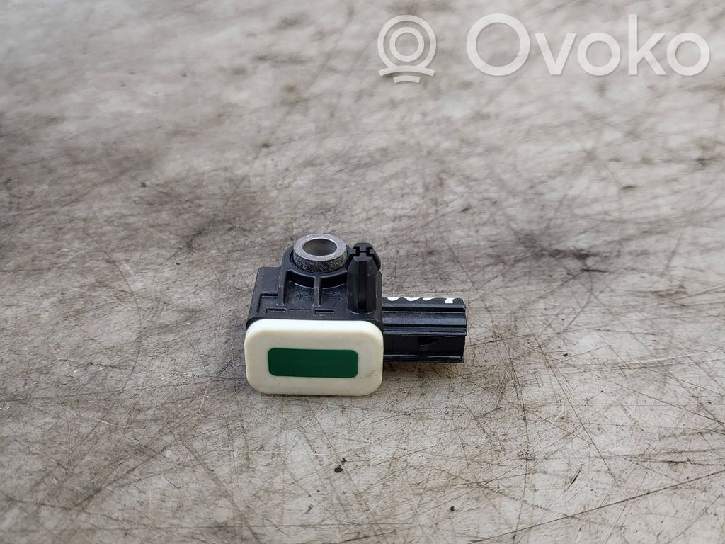 Airbagsensor Crashsensor Drucksensor   8V4T14B006AA,211210404