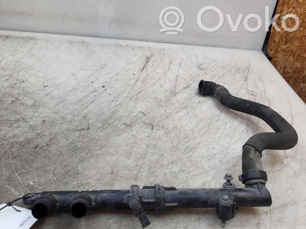 Peugeot 2008 II Tubo flessibile del liquido di raffreddamento del motore 