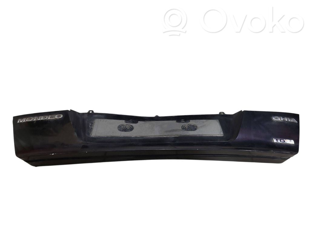 Ford Mondeo MK IV Moldura de la puerta trasera