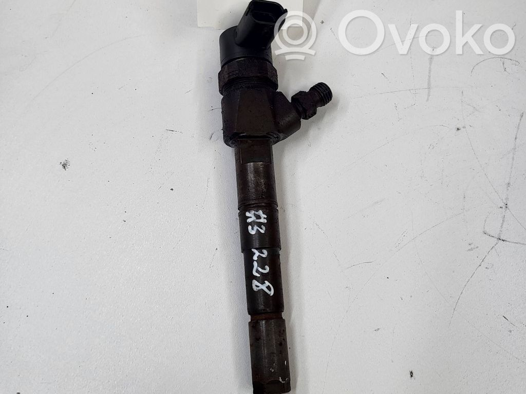 Polttoainesuutin   0445110327