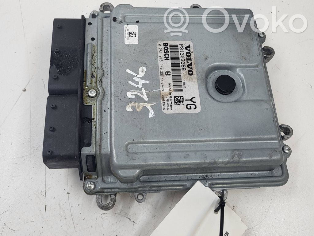 Motorsteuergerät/-modul   P31303388,1039S33755,0281015286