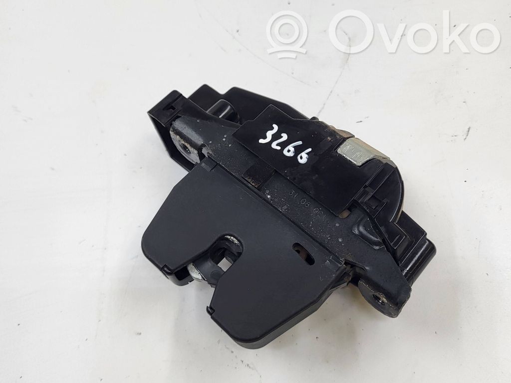 Citroen C5 Zamek klapy tylnej / bagażnika